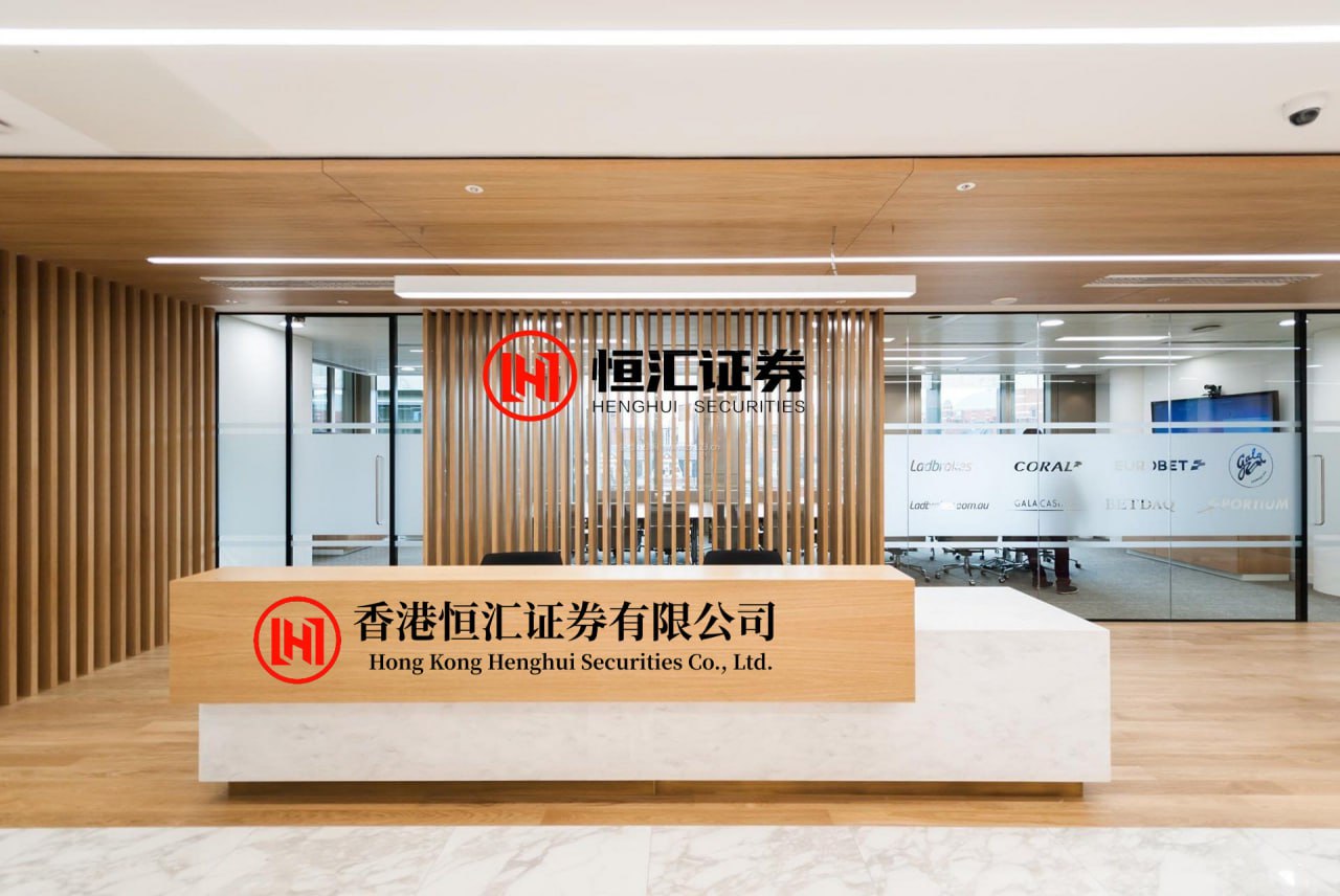 鼎豪投资 欧盟官员警告欧盟经济正面临滞胀风险